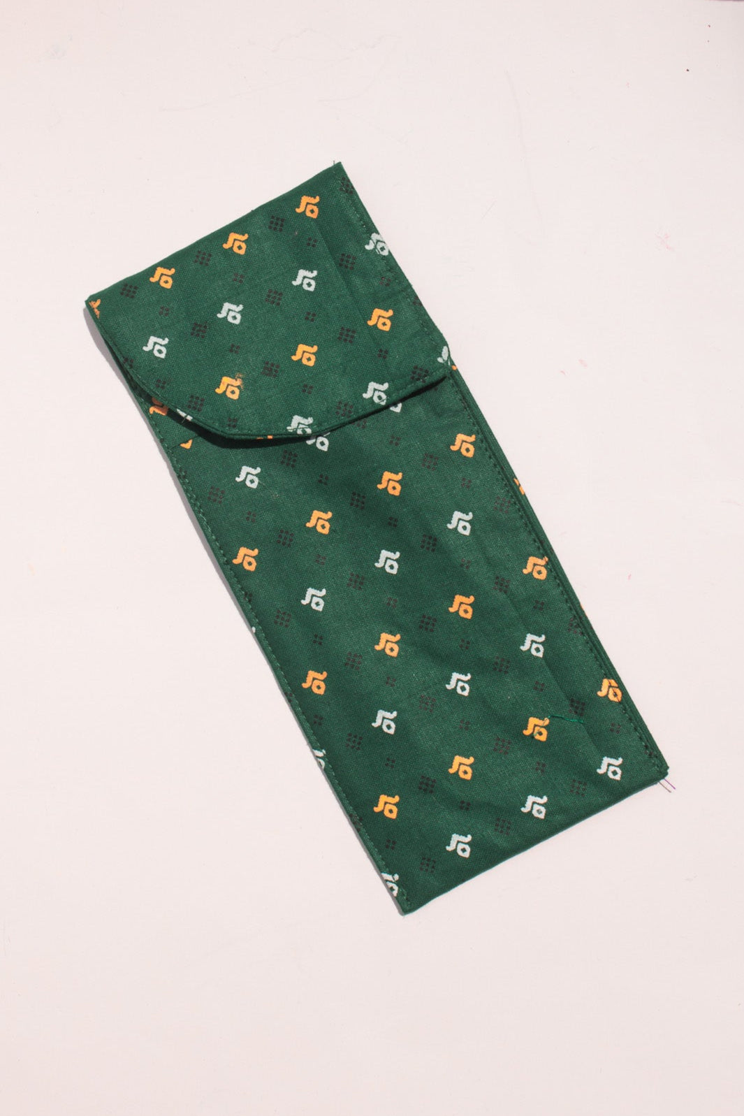 Emerald Slim Pouch