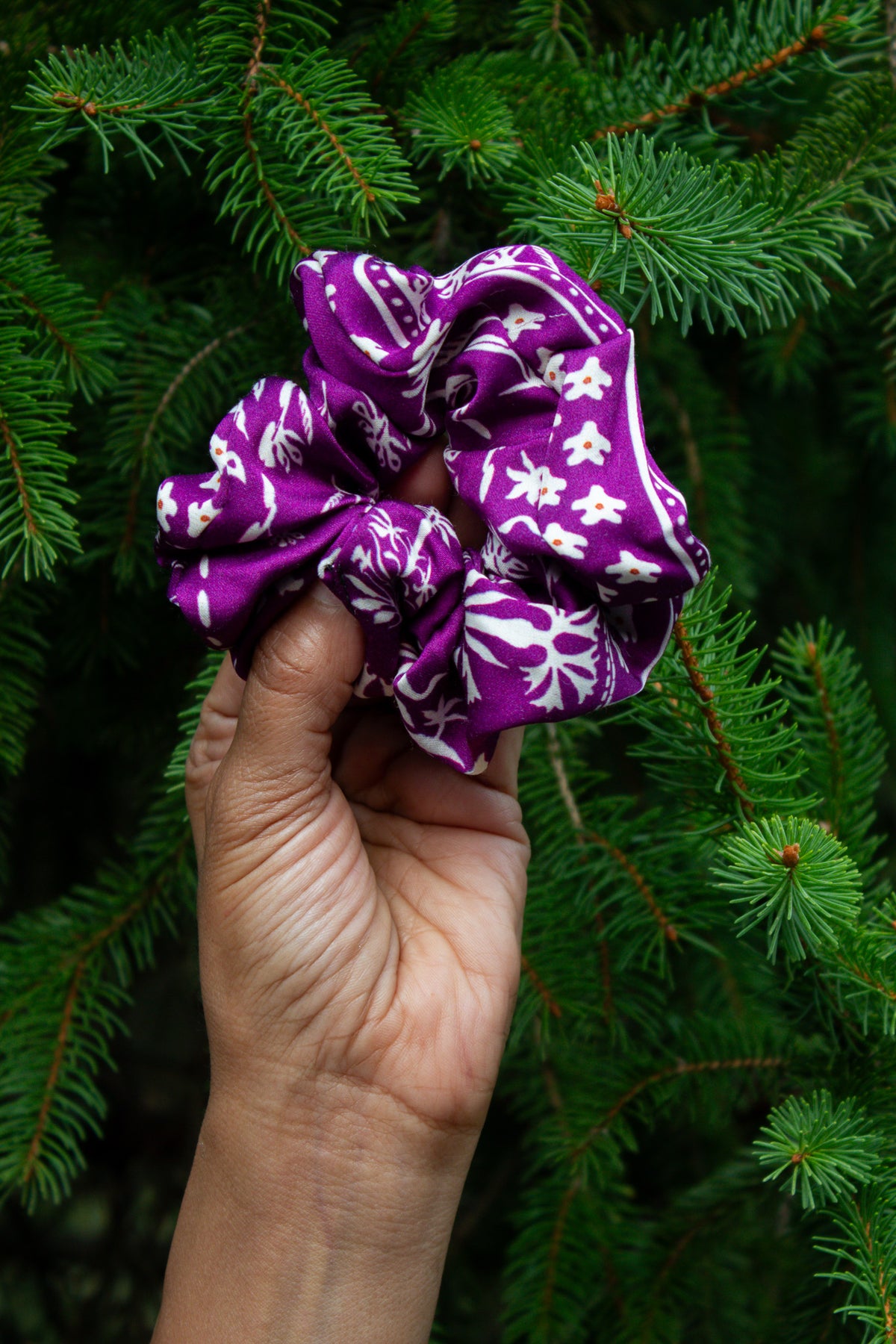 Wine Print Scrunchie